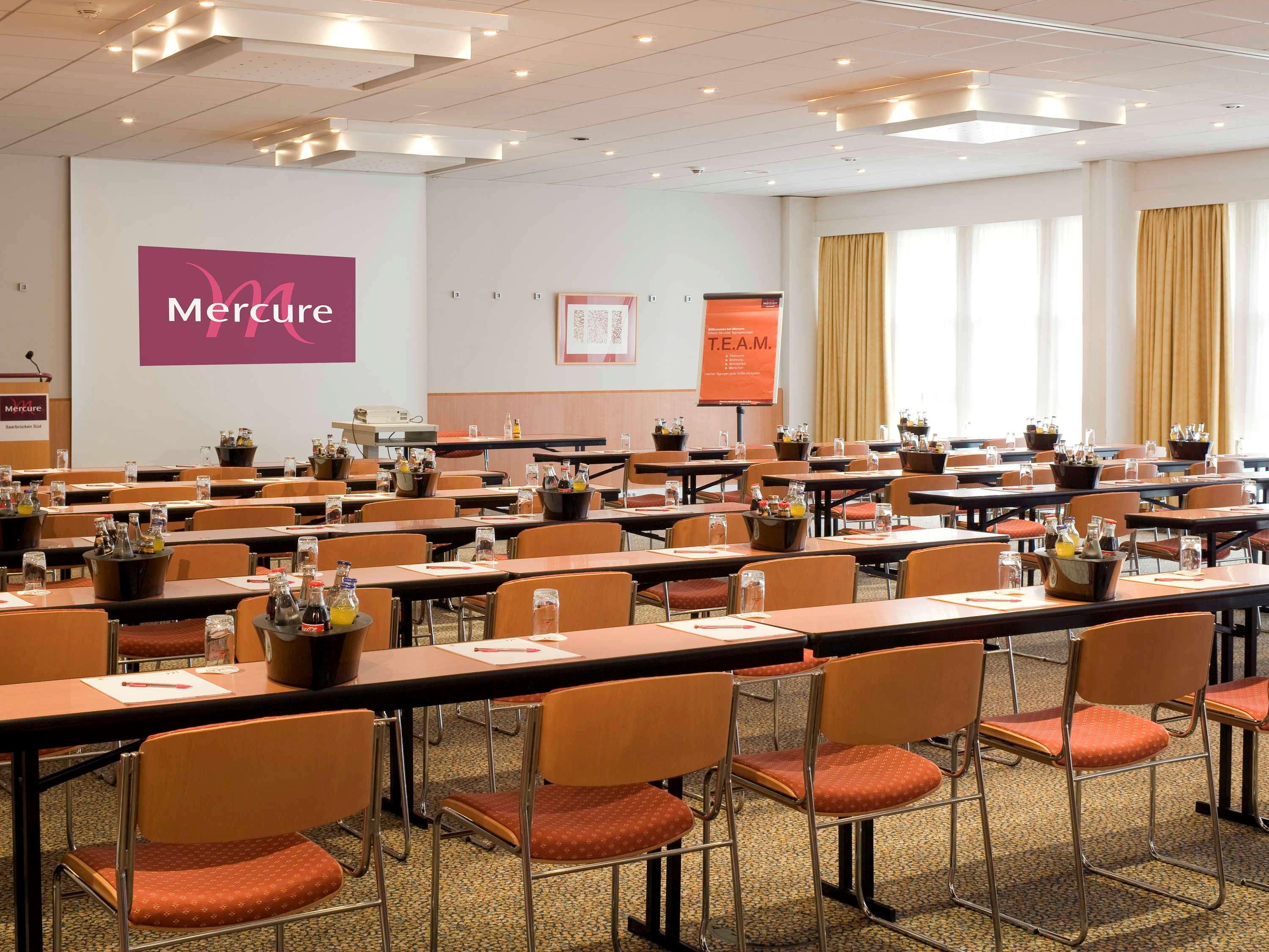 Mercure Hotel Saarbruecken Sued Exterior photo